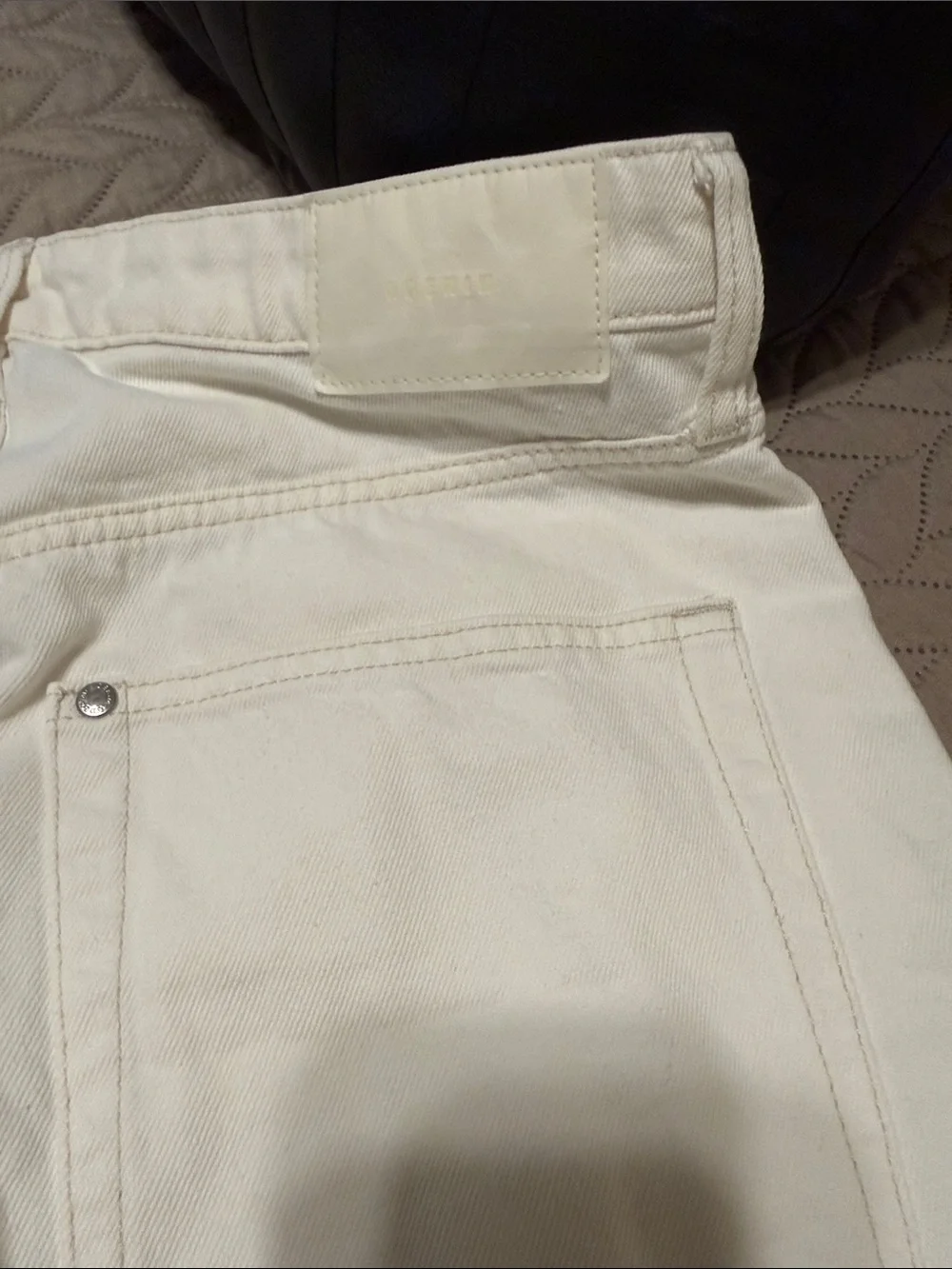H&M BONE WHITE JEANS
